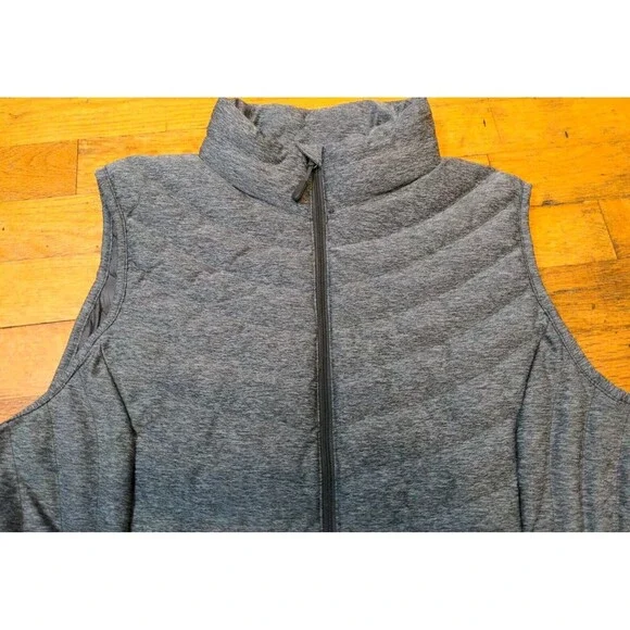 HeatKeep Puffer Vest Womens Size Small Down-Poly Packable Full Zip Pockets EUC - Picture 3 of 9